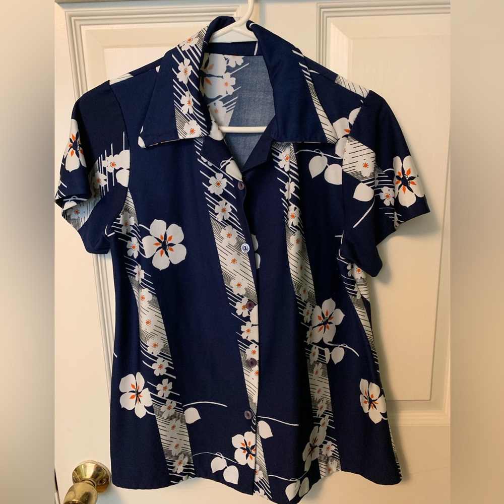 Vintage 60s/70s Polyester Floral Hawaiian Shirt